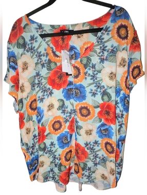 PREMISE Woman Floral V-Neck Blouse 2X Plus Size New With Tags